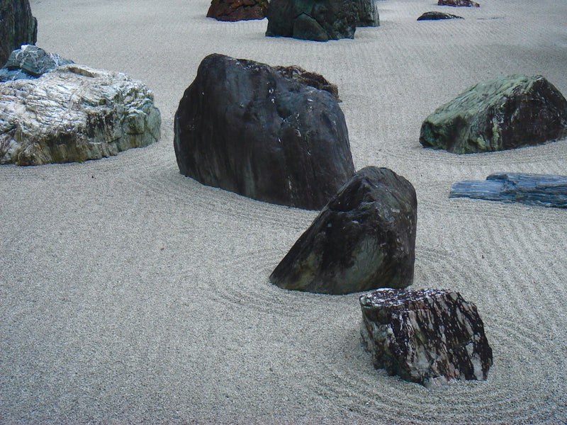 Educational Insights into Japanese Garden Creation for Serenity in Green Space